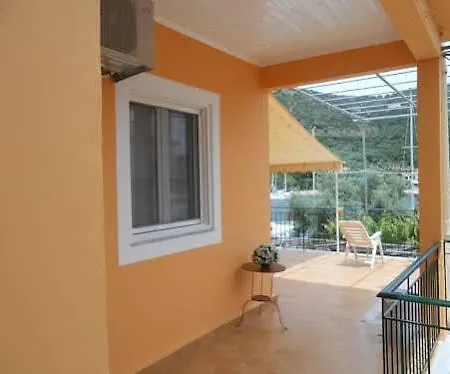 Nyaraló Aristoula House
